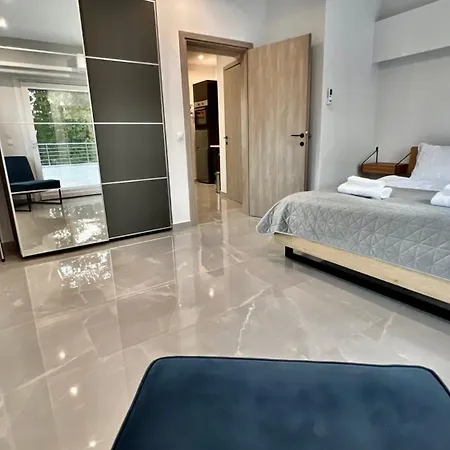 Apartment Anesi & *