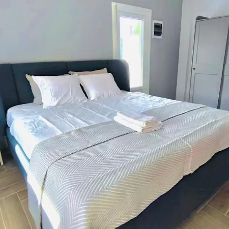Anesi & Apartamento