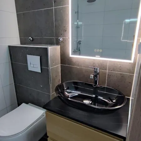 Apartament Anesi &