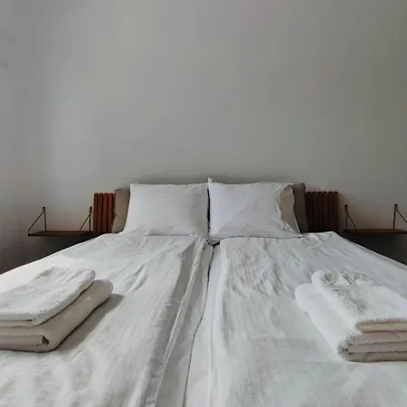 Anesi & * Leptokariá