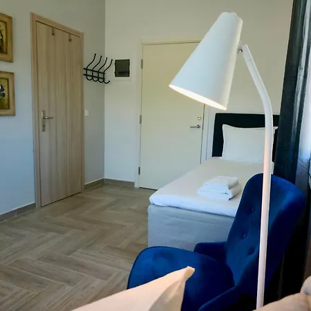 Anesi & Apartmán *