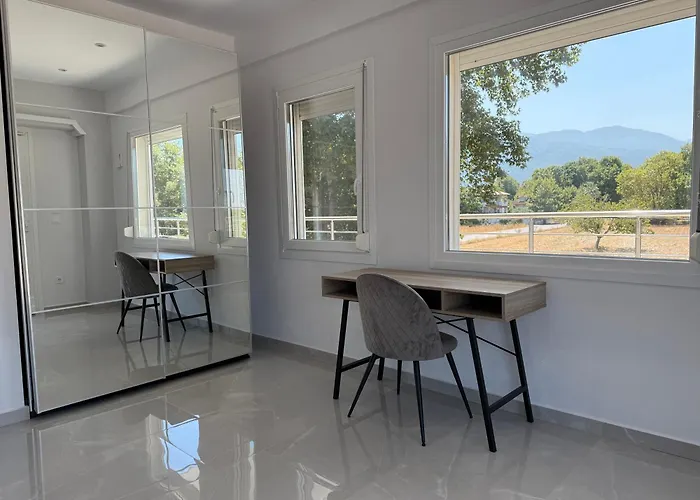 Anesi & * Leptokaria